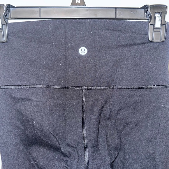 Lululemon black wunder under crop high rise full on luon leggings size 4 - Picture 5 of 6